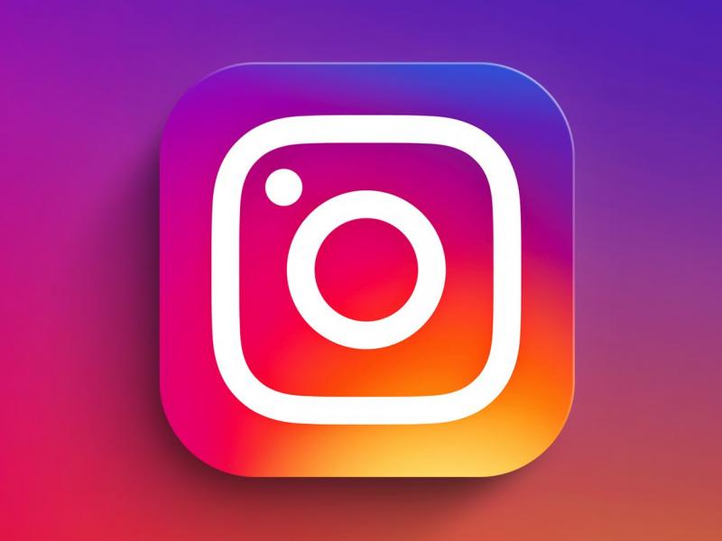 Instagram 